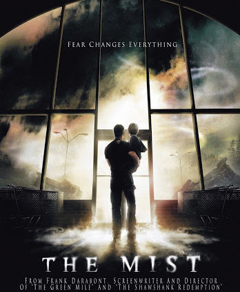 Review The Mist (2007): Pernahkah Terjebak di Tengah Gumpalan Kabut Mematikan?