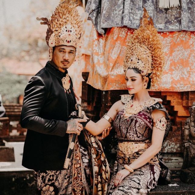 10 Pasangan Artis dengan Usia Terpaut Jauh; Lebih dari 15 Tahun