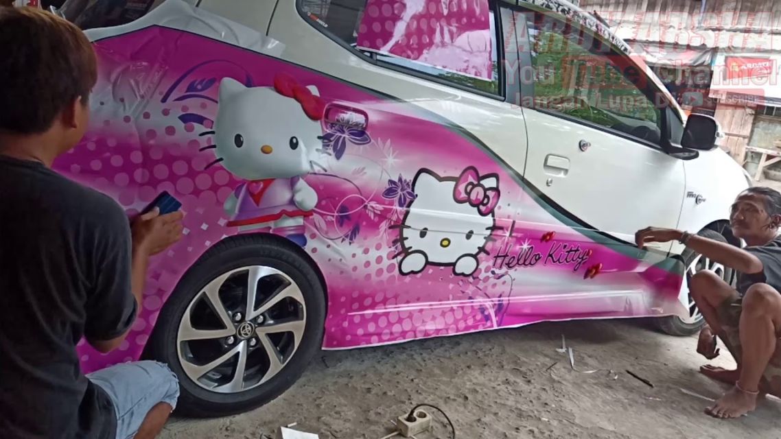5 Hal Konyol yang Mungkin Bakal Terjadi Kalau Mobil Tesla Booming di Indonesia. Udah Siap?