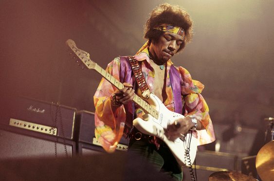 Mengenal Sosok Jimi Hendrix, Dewa Gitar Legendaris Bertangan Kidal Asal Amerika