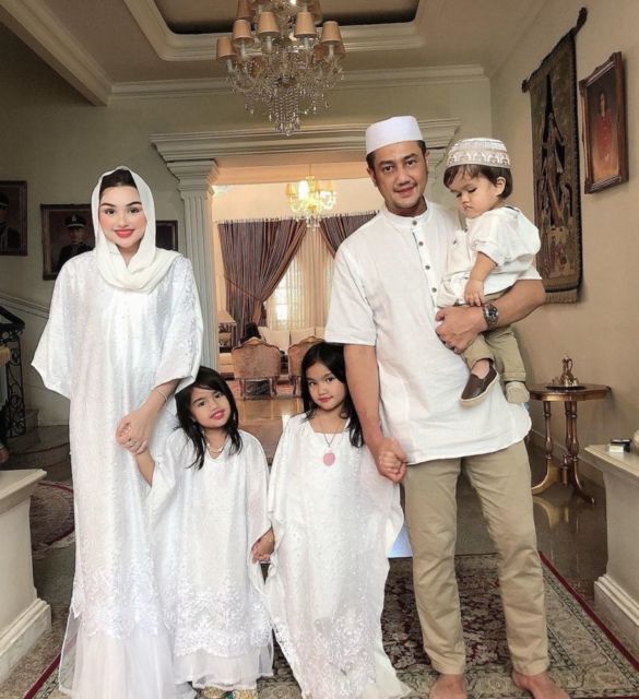 10 Pasangan Artis dengan Usia Terpaut Jauh; Lebih dari 15 Tahun