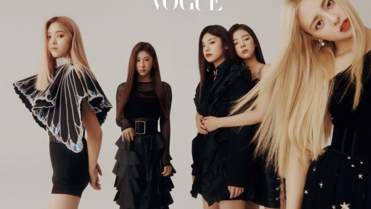 Kumpulan Photoshoot Member ITZY yang Bikin Jantung Kamu Dag Dig Dug!