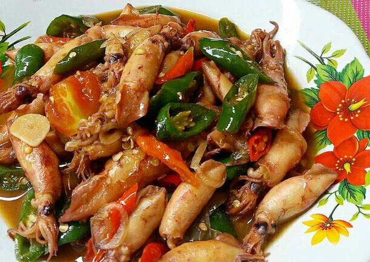 5 Resep Cumi Asin yang Rasanya Nggak Keasinan. Pas buat Lauk Makan nih, Bikin Boros Nasi!