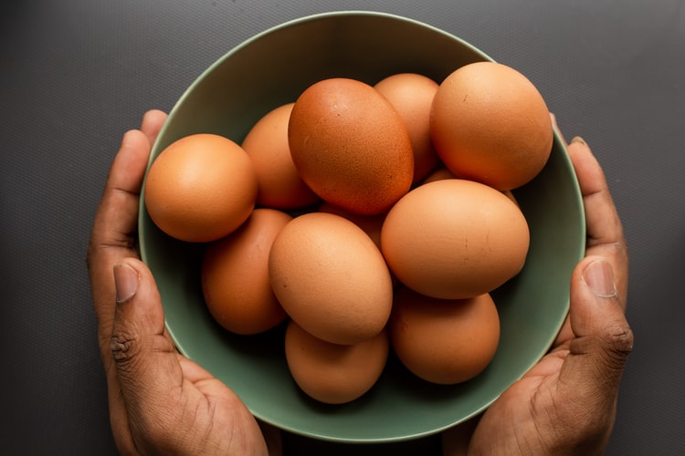 Konsumsi 7 Makanan yang Mengandung Vitamin Mata ini, Penglihatan Jernih Sampai Tua Nanti