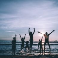 Tetaplah Berbahagia Walau Caramu Berbeda!
