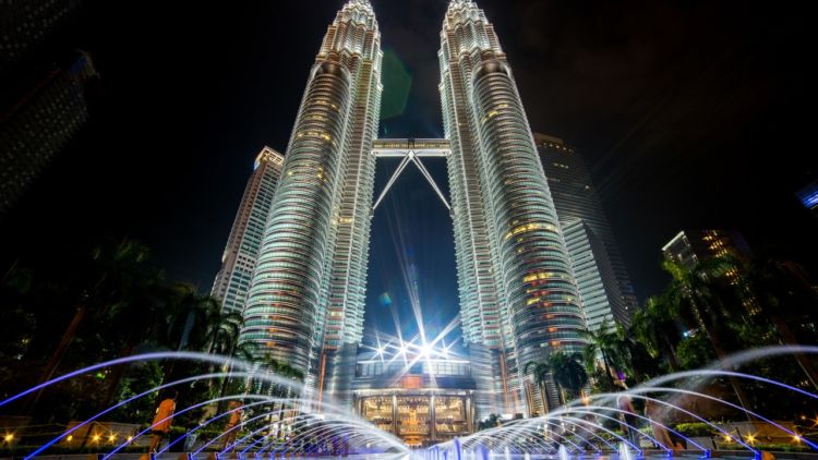 6 Tempat yang Wajib Kamu Kunjungi Kalau Kamu Lagi di Malaysia. Yuk Simak!