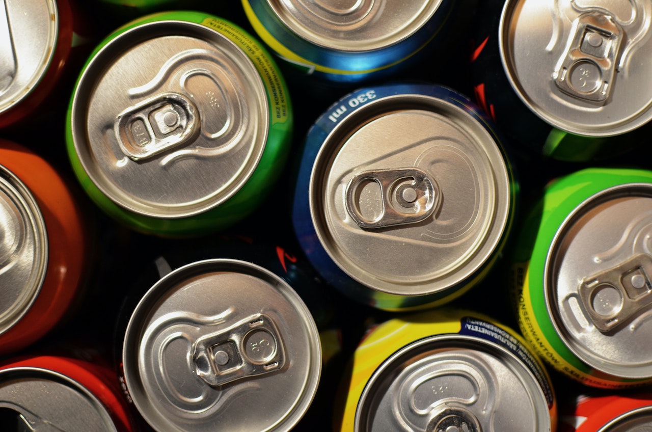 7 Alasan Mesti Lekas Kurangi Konsumsi Minuman Soda, Efeknya Nggak Cuma Bikin Gemuk Ternyata!