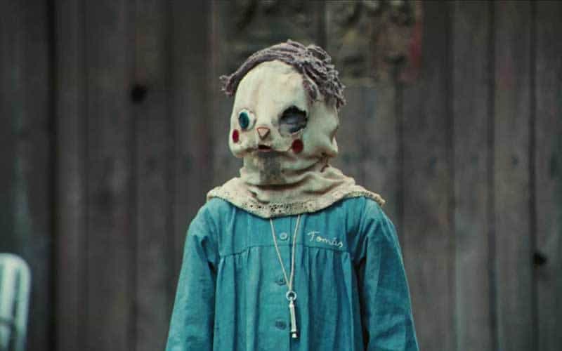 11 Sosok Anak Kecil Paling Mengerikan dalam Film. Jauh dari Kata Lucu dan Menggemaskan! 27 11 Sosok Anak Kecil Paling Mengerikan dalam Film. Jauh dari Kata Lucu dan Menggemaskan!