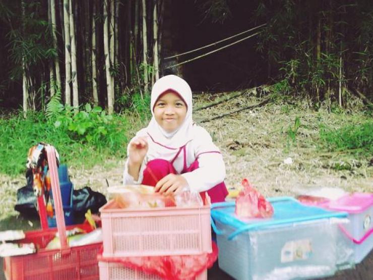 Kenangan Sekolah Sambil Jualan; Perjuangan Anak Sekolahan Zaman Dulu
