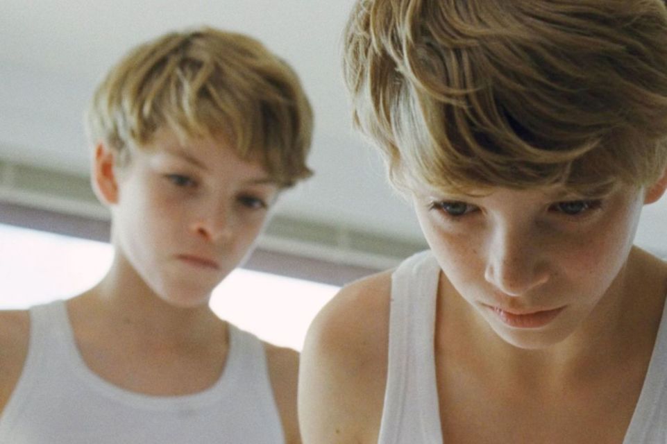 11 Sosok Anak Kecil Paling Mengerikan dalam Film. Jauh dari Kata Lucu dan Menggemaskan! 25 11 Sosok Anak Kecil Paling Mengerikan dalam Film. Jauh dari Kata Lucu dan Menggemaskan!
