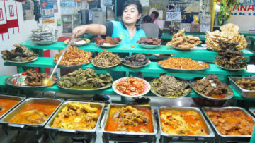 Nasi Kapau dan Nasi Padang. Serupa tapi Nggak Sama, Walaupun Sama-Sama dari Sumatera Barat!