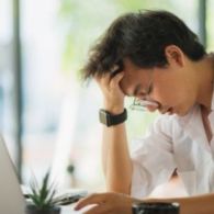 Sayangi Kesehatan Mentalmu! Lakukan 5 Hal Ini Biar Nggak Cepat Stres di Tempat Kerja