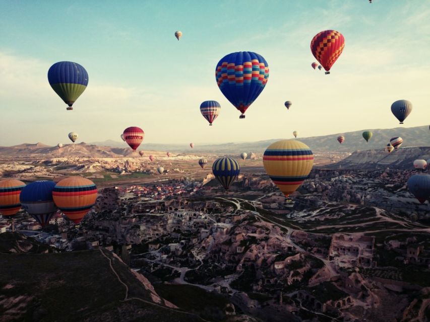 6 Destinasi Seru dan Keren yang Harus Kamu Kunjungi Kalau Berwisata ke Turki, Jembatan Asia dan Eropa!
