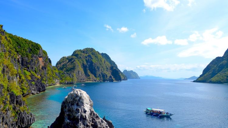 #WisataFilipina-5 Destinasi Wisata di Filipina Ini Jadi Lokasi Syuting Film Ternama Lho! Bisa Jadi Inspirasi Wisata untuk Liburan Seru