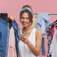 5 Jenis Outer yang Wajib Ada di Antara Koleksi Fashion Para Wanita