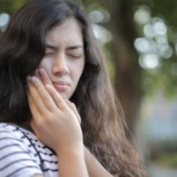 Untukmu yang Sakit Gigi, Mau Ngapa-Ngapain Nggak Enak. Selalu Jaga Kesehatan Gigi Ya!