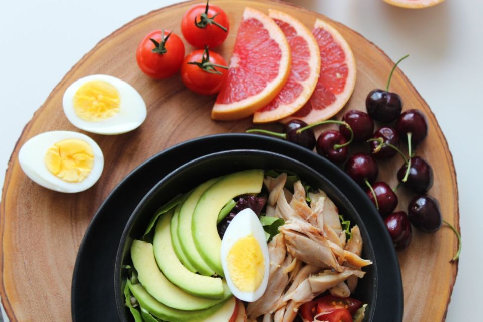 9 Aturan Aman Diet bagi Busui. Tetap Bisa Menjaga Badan, Gizi Bayi pun Aman!