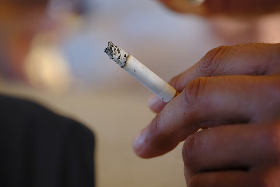 7 Penyebab Bau Mulut yang Perlu Kamu Kenali. Kebiasaan Sepele Justru Bisa jadi Biang Keladi