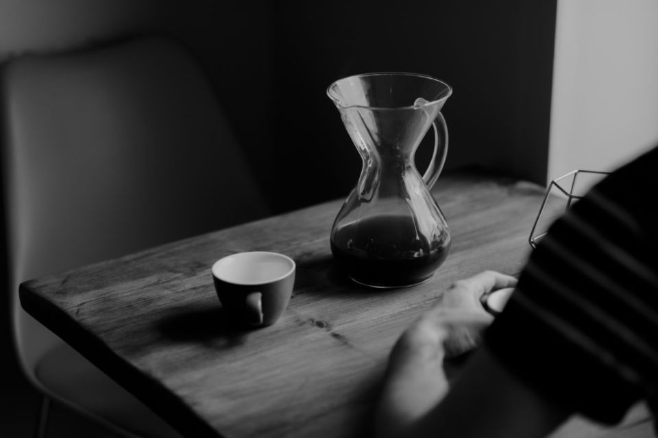 6 Aturan Minum Kopi Saat Puasa Supaya Minim Risiko, Waktunya Harus Pas Biar Nggak Dehidrasi