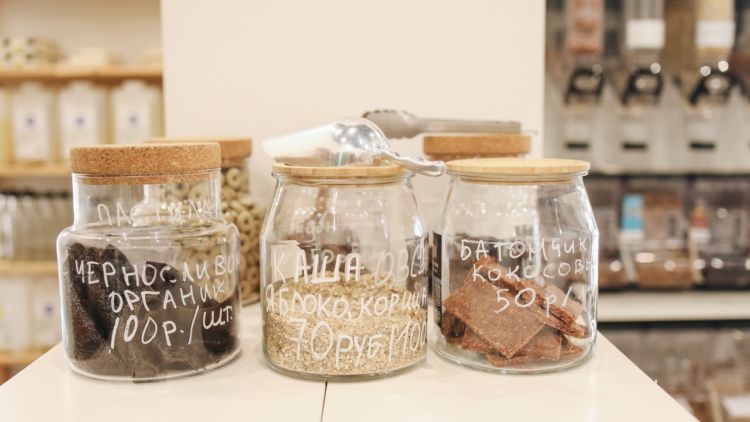 Dukung Gerakan Zero Waste, Ganti 5 Benda Ini dari Dapurmu untuk Menekan Tumpukan Sampah Plastik