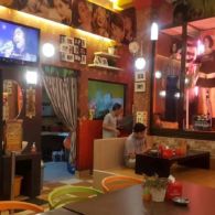 Rumah Makan Nike Ardilla: Nostalgia Bintang Kehidupan