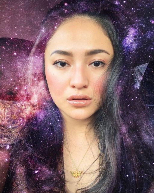 Kini Bersinar, 10 Sosok ini Justru Jadi Artis Secara Tak Sengaja. Rezeki Memang Tak ke Mana~