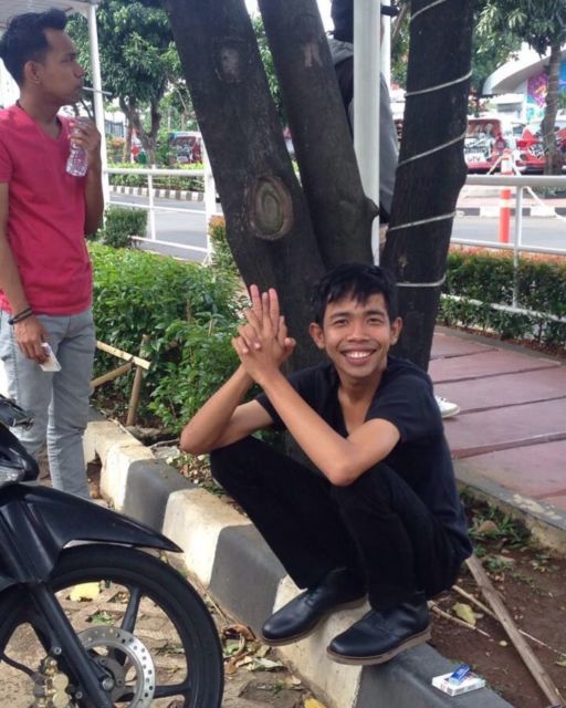 Kini Bersinar, 10 Sosok ini Justru Jadi Artis Secara Tak Sengaja. Rezeki Memang Tak ke Mana~