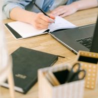 5 Aplikasi Copywriting yang Buat Tulisan Lebih Kreatif dan ‘Menjual’. Yuk Bikin Laris Usahamu!