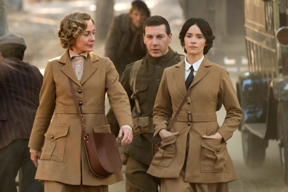 9 Rekomendasi Serial Bertema Sejarah. Udah Pernah Nonton yang Mana?