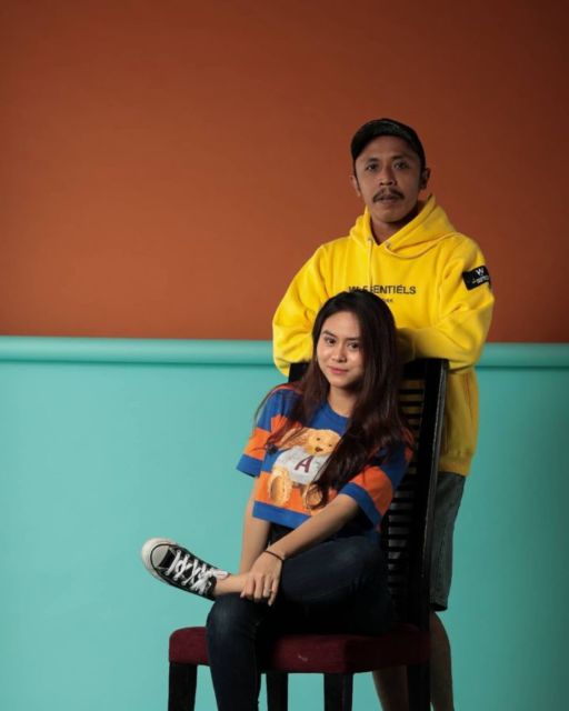 Jodoh adalah Misteri, 8 Artis ini Menikah dengan Seorang Kru TV. Siapa Saja?