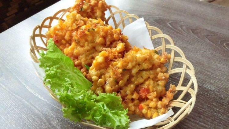 Resep Bakwan Jagung yang Renyah & Tidak Lembek