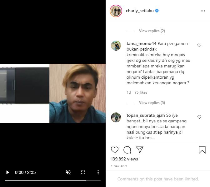 Kecam Satpol PP Hancurkan Ukulele Pengamen, Charly Van Houten: Nggak Ada Cara yang Lebih Tepat?