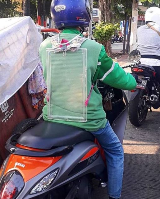 11 Lifehack Paling Absurd dalam Fesyen. Nyeleneh sih, tapi Kayaknya Cukup Berguna deh~