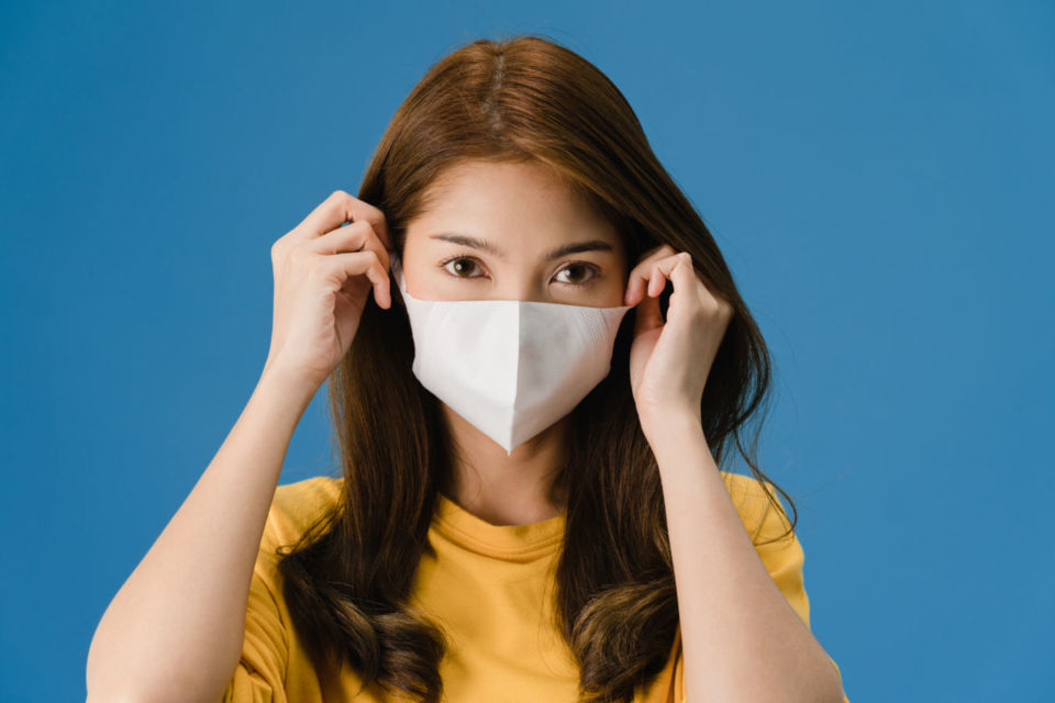 Maskne, Fenomena Muncul Jerawat Gegara Pakai Masker. Gini Cara Cegah Plus Atasinya!