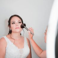 4 Hal Fatal yang Bisa Bikin Make Up Pernikahanmu Cepat Luntur. Percuma Bayar Mahal :(