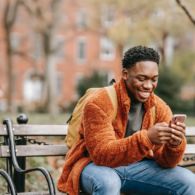 Aplikasi Online Dating: Berawal dari Matching, Berharap Menjadi Pendamping, Berakhir dengan Asing