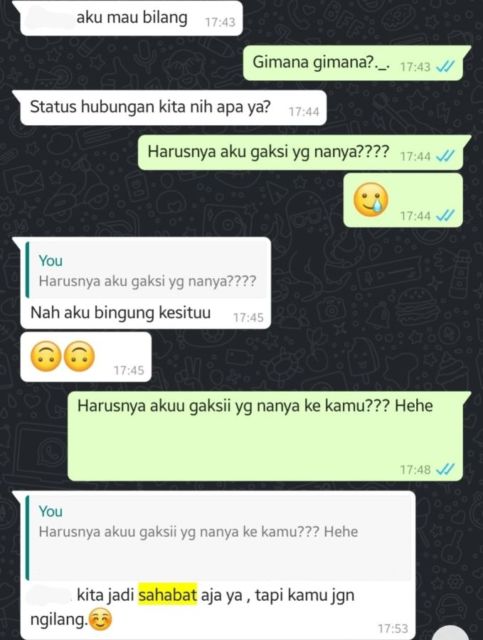 10 Bukti Bahwa Mencari Cinta Nggak Pernah Semudah itu. Kita Semua Pernah Jadi Badut pada Masanya :(