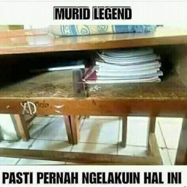 11 Meme Kocak ini Bikin Iri Anak-Anak Sekolah Zaman Sekarang. Kapan Bisa Merasakan Begini, ya? :(