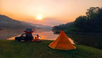 3 Rekomendasi Rute Road Trip Campervan di Pulau Jawa. Lokasi Camping-nya Super Ciamik!