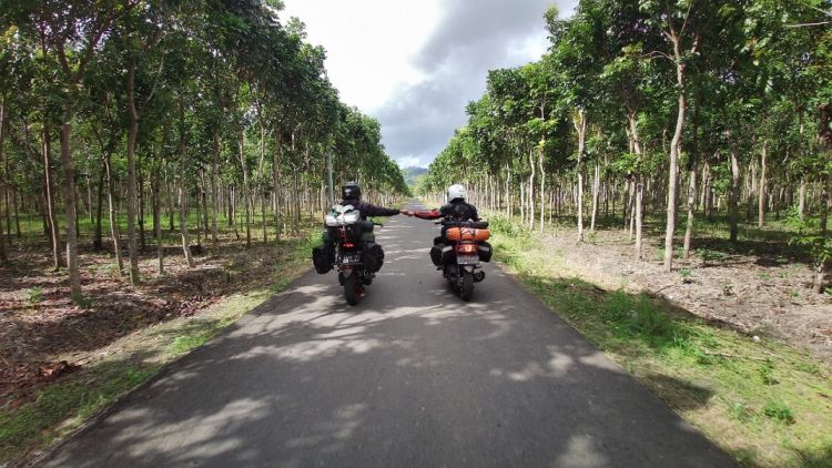 #DestinasiHipwee-Touring Mengintip The Hidden Paradise