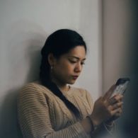 Cyberbullying Bisa Mengakibatkan Stres Berat Bahkan Depresi? Ini Dia Cara Mengatasi CyberBullying di Sosial Media