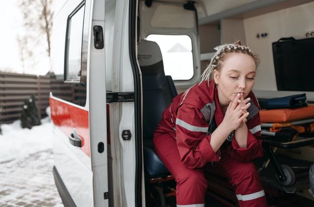 Dampak dari Berita Hoax, Ambulance Menjadi Korban Hoax Masyarakat