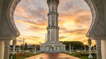 #DestinasiHipwee-5 Tempat Wisata Seru di Kota Banda Aceh, Kota Ujung Barat Indonesia yang Mempesona