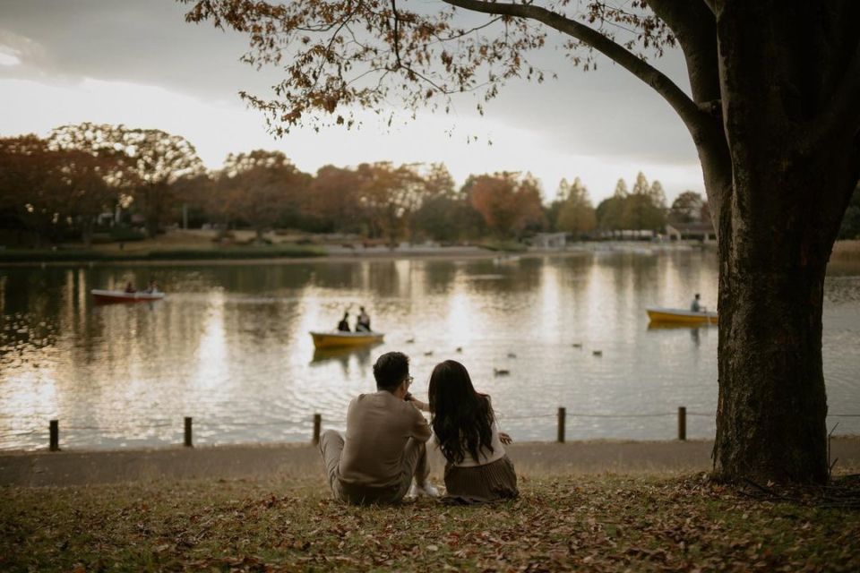 16 Ide Pre-Wedding dengan Latar Danau yang Bikin Fotomu Makin Syahdu. Uww, Manisnya~