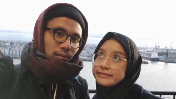 7 Potret Perjalanan Cinta Gita Savitri dan Paul Partohap, Couple Goals Banget!