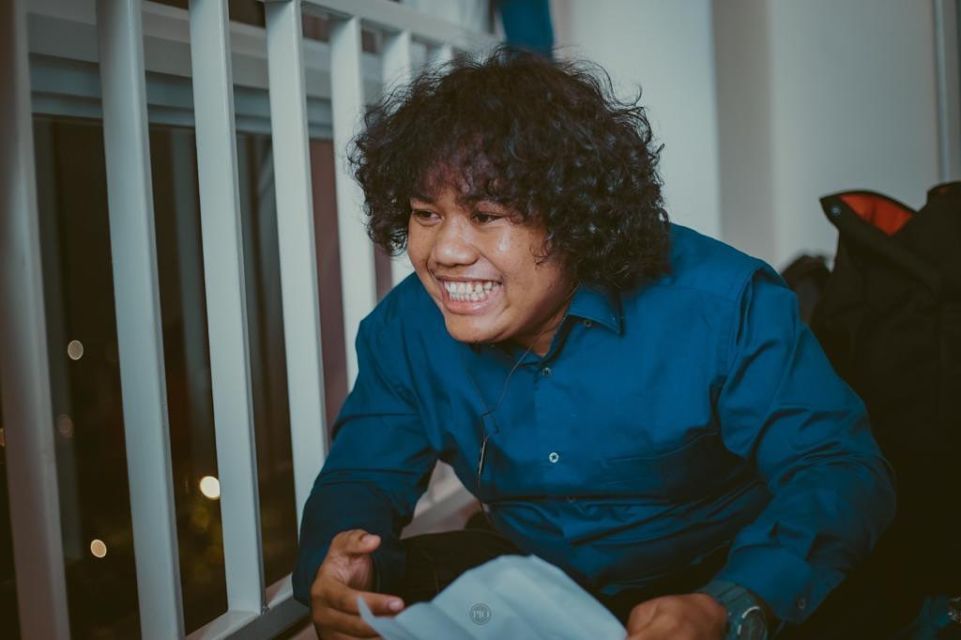 9 Seleb yang Dulunya Adalah Penonton Bayaran. Kini Punya Banyak Fans!