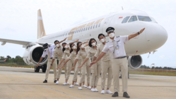 Maskapai Anyar Super Air Jet Perkenalkan ‘Super Crew’, Awak Kabin Bergaya Kasual Khas Anak Muda