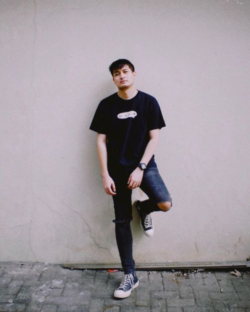 7 Fashion Item Kasual yang Bisa Dongkrak Penampilan Cowok. No Ribet tapi Kecenya Dapet!