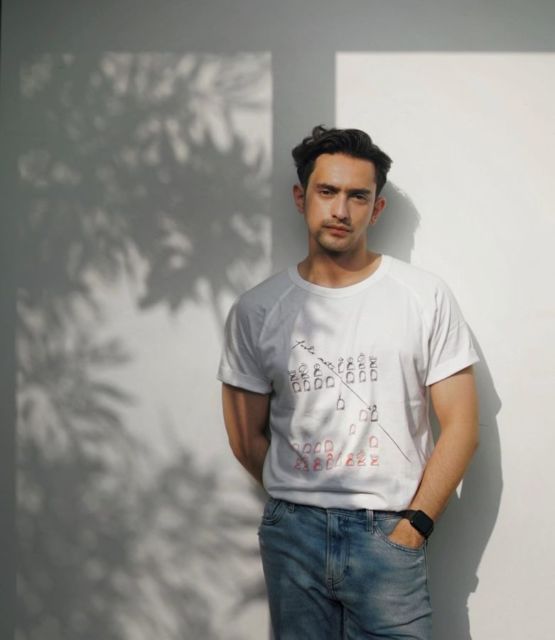 7 Fashion Item Kasual yang Bisa Dongkrak Penampilan Cowok. No Ribet tapi Kecenya Dapet!