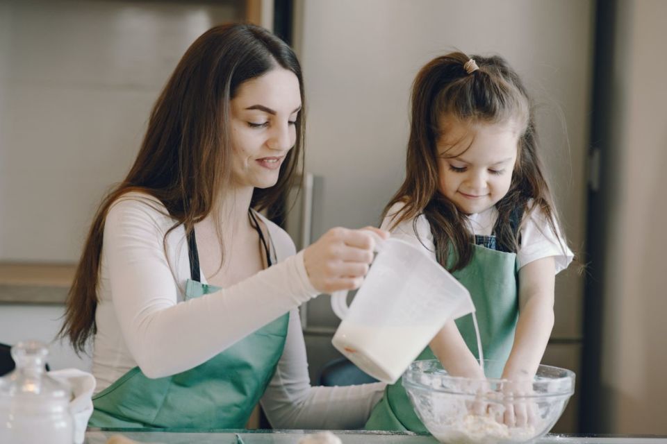 5 Rahasia Membesarkan Anak Agar Menjadi Pribadi yang Percaya Diri. Bisa Dimulai Sejak Dini!